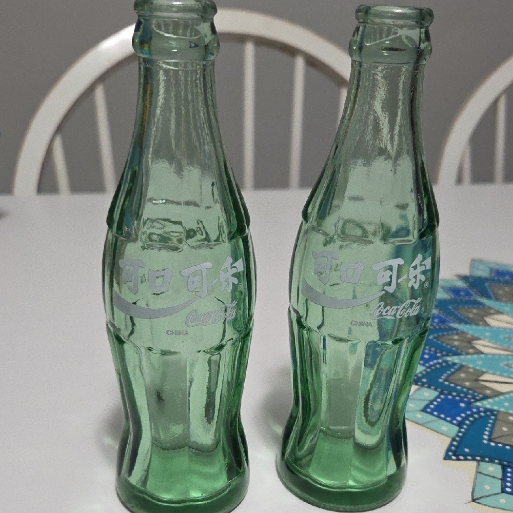 🔴2/$15 2- China Coca-Cola Vintage Bottles